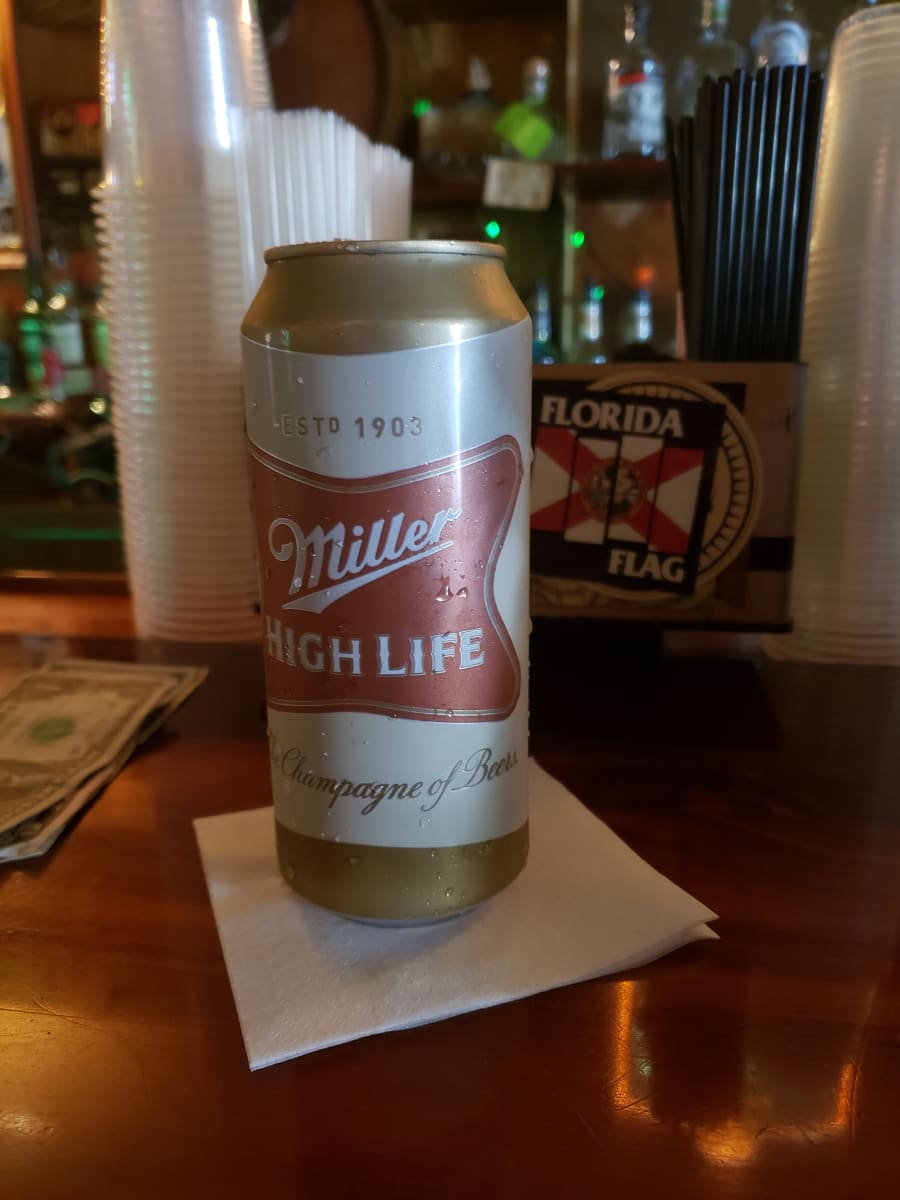 Emerald Bar – photo 4